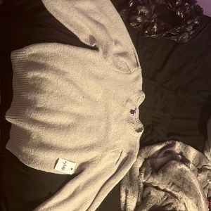 Long sleeve shiny shirt